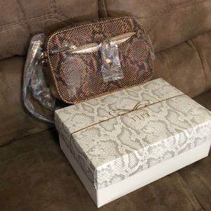 G.I.L.I. Handbag new in box